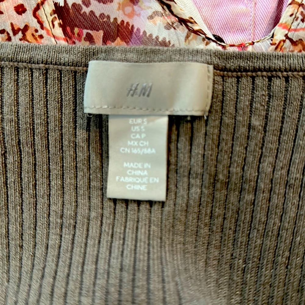 H&M dress size small